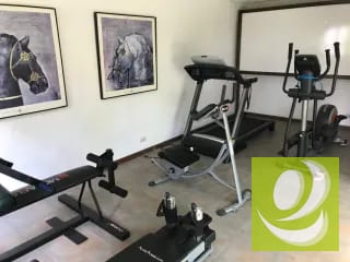 Casa grande en venta en zona 16 de un nivel — Casa en Venta en Zona 16, Guatemala, Ciudad — miniatura 9 de 17