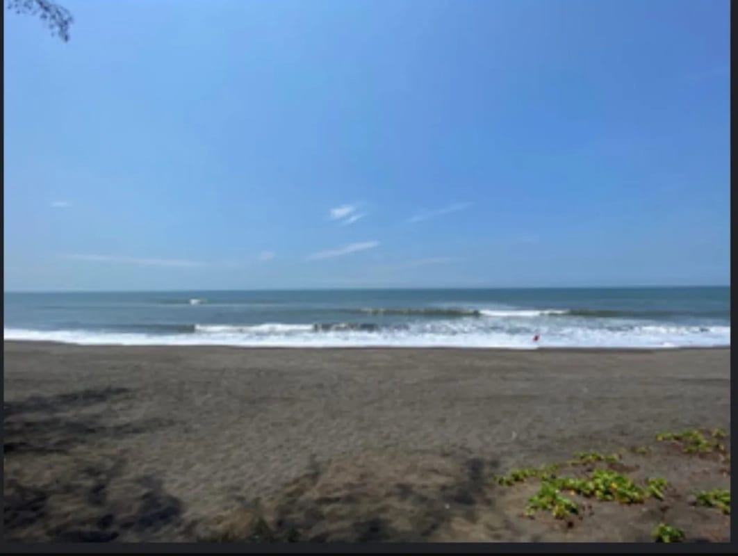 Playa Sipacate Venta Terreno Plano — Terreno en Venta en Sipacate, Escuintla — foto 1 de 3