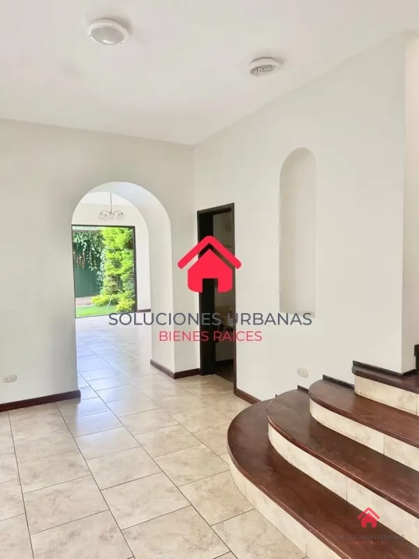 Linda Casa Lazos Fraijanes — Casa en Venta en Lazos de Fraijanes, Carretera a El Salvador, Guatemala, Ciudad — foto 1 de 1