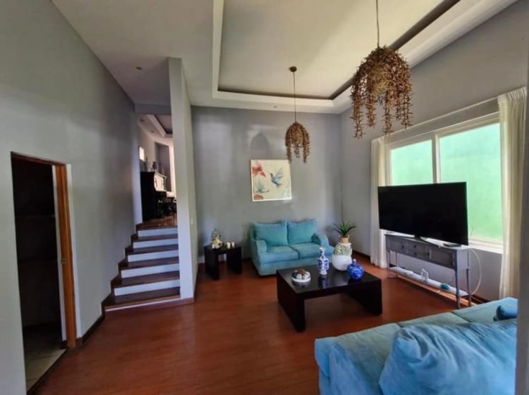 Casa en renta y venta Kanajuyu zona 16 (fuera de garita) — Casa en Alquiler en Zona 16, Guatemala, Ciudad — foto 5 de 12