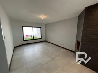 Venta de casa en CAES entrada San José Pinula, Los Manantiales — Casa en Venta en San José Pinula, Guatemala, Ciudad — miniatura 5 de 16