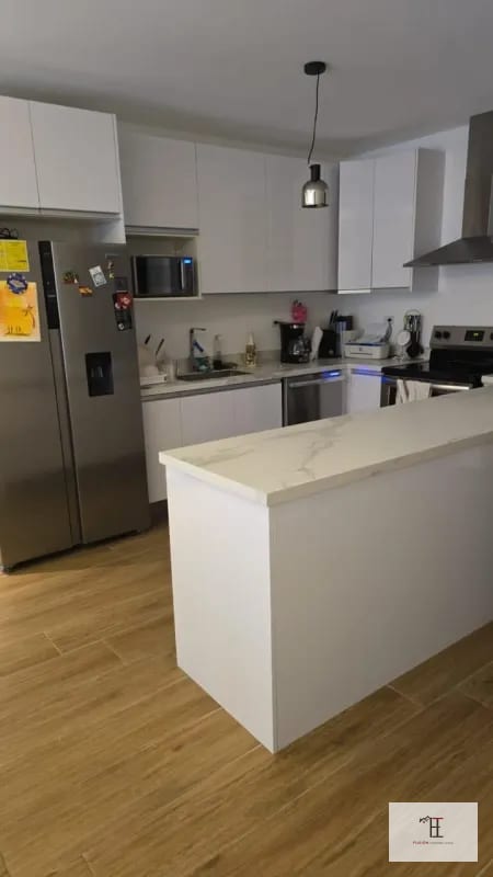 Rento / Vendo apartamento en zona 16, Cayalá Lirios 3 — Apartamento en Alquiler en Ciudad Cayalá, Zona 16, Guatemala, Ciudad — foto 1 de 8