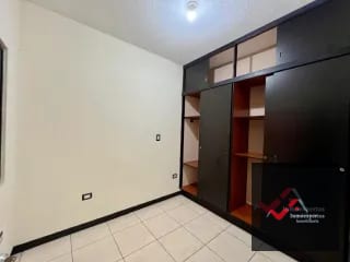 Casa en Venta San Cristobal, Zona 8 Mixco — Casa en Venta en Pinares de San Cristobal, Zona 8 Mixco, Guatemala, Ciudad — miniatura 4 de 14