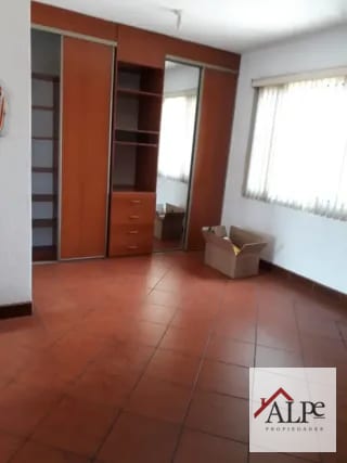 Carabanchel Propiedad Ideal Comercial Bodega En Ave. Principal — Casa en Venta en Zona 11, Guatemala, Ciudad — miniatura 4 de 8
