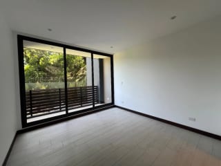 Spazio Residencias Z15, 3 Dormitorios, 139 MTS2 Dormitorio de Servicio $2,000 Incluye Mantenimiento E Iva — Apartamento en Alquiler en Zona 15, Guatemala, Ciudad — miniatura 8 de 13