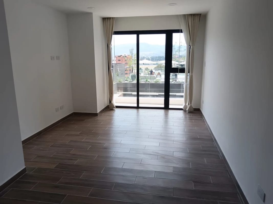 Se renta apartamento, 3 hab, Parque 14, $1300 — Apartamento en Alquiler en Parque 14, Zona 14, Guatemala, Ciudad — foto 1 de 10