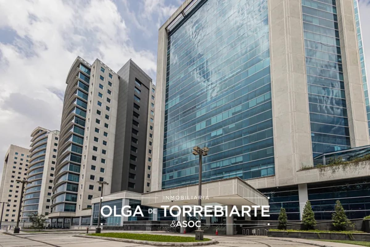 Oficina en Zona Pradera, Zona 10 — Oficina en Alquiler en Zona Pradera, Zona 10, Guatemala, Ciudad — foto 1 de 10