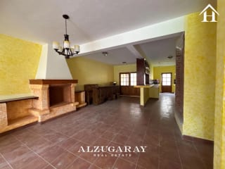 Casa Colonial Antigua Guatemala - 4 Hab. / a Min. del Casco de Antigua — Casa en Alquiler en Antigua, Sacatepéquez — miniatura 8 de 9