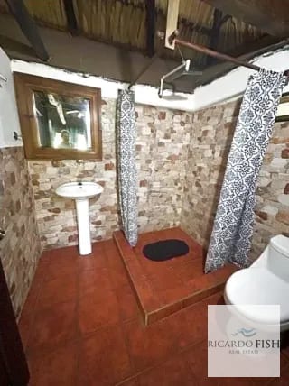 Monterrico | Casa en Venta a sólo 50 metros del mar! — Casa vacacional en Venta en Taxisco, Santa Rosa — miniatura 6 de 9