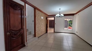 Casa en Venta - Cumbres de la Arboleda Km 21.5 — Casa en Venta en Cumbres de La Arboleda, Carretera a El Salvador, Guatemala, Ciudad — miniatura 11 de 12