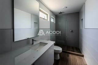 Apartamento en La Villa, Zona 14 — Apartamento en Alquiler en Zona 14, Guatemala, Ciudad — miniatura 3 de 8