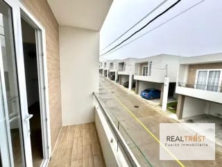 Linda casa en venta para estrenar en Bosques de Santa Elena. — Casa en Venta en Carretera a El Salvador, Guatemala, Ciudad — miniatura 9 de 16