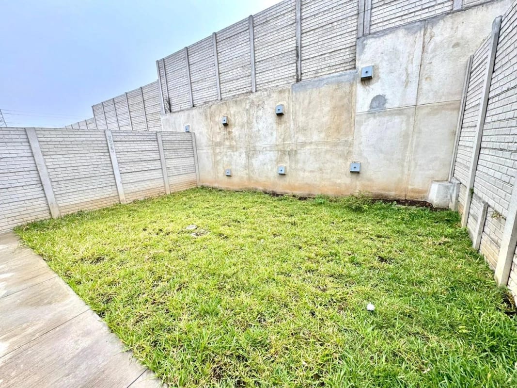 Casa en venta para estrenar en Bosques de Santa Elena — Casa en Venta en Carretera a El Salvador, Guatemala, Ciudad — foto 9 de 17