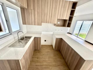 Casa en venta para estrenar en Bosques de Santa Elena — Casa en Venta en Carretera a El Salvador, Guatemala, Ciudad — miniatura 7 de 17