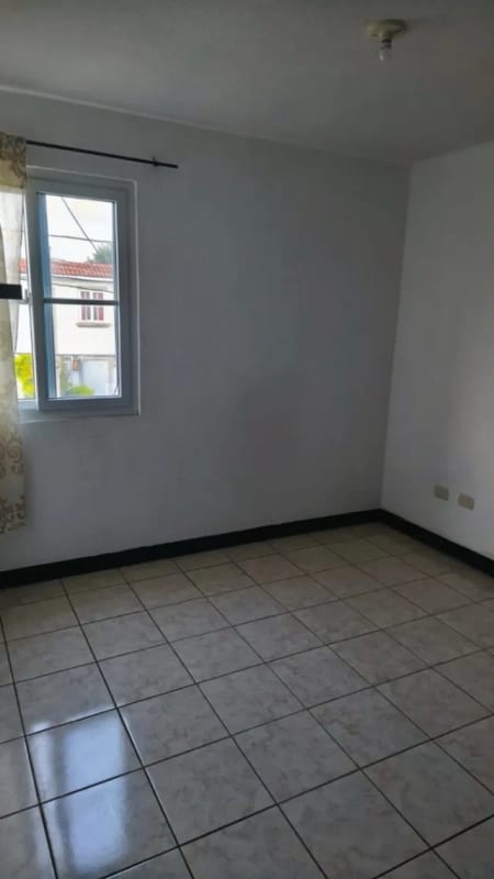 Casa en Zona 18 — Casa en Venta en Zona 18, Guatemala, Ciudad — foto 4 de 7