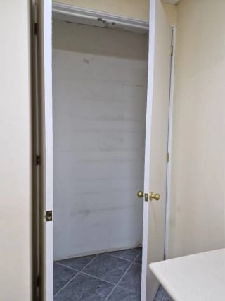 Oficina en Renta, Zona 14 Centro Empresarial — Oficina en Alquiler en Zona 14, Guatemala, Ciudad — miniatura 3 de 9