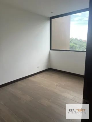 Apartamento en renta Spazio zona 15 — Apartamento en Alquiler en Zona 15, Guatemala, Ciudad — miniatura 10 de 15