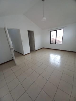 🏡 Venta de Casa en Carretera a El Salvador, Km 19.8 — Casa en Venta en Carretera a El Salvador, Guatemala, Ciudad — miniatura 16 de 17