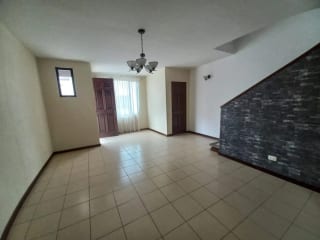 🏡 Venta de Casa en Carretera a El Salvador, Km 19.8 — Casa en Venta en Carretera a El Salvador, Guatemala, Ciudad — miniatura 6 de 17