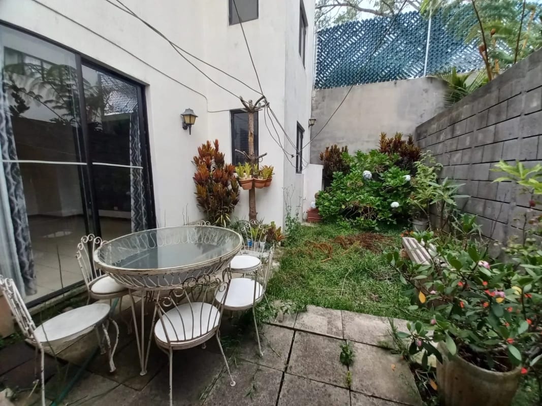 🏡 Venta de Casa en Carretera a El Salvador, Km 19.8 — Casa en Venta en Carretera a El Salvador, Guatemala, Ciudad — foto 2 de 17