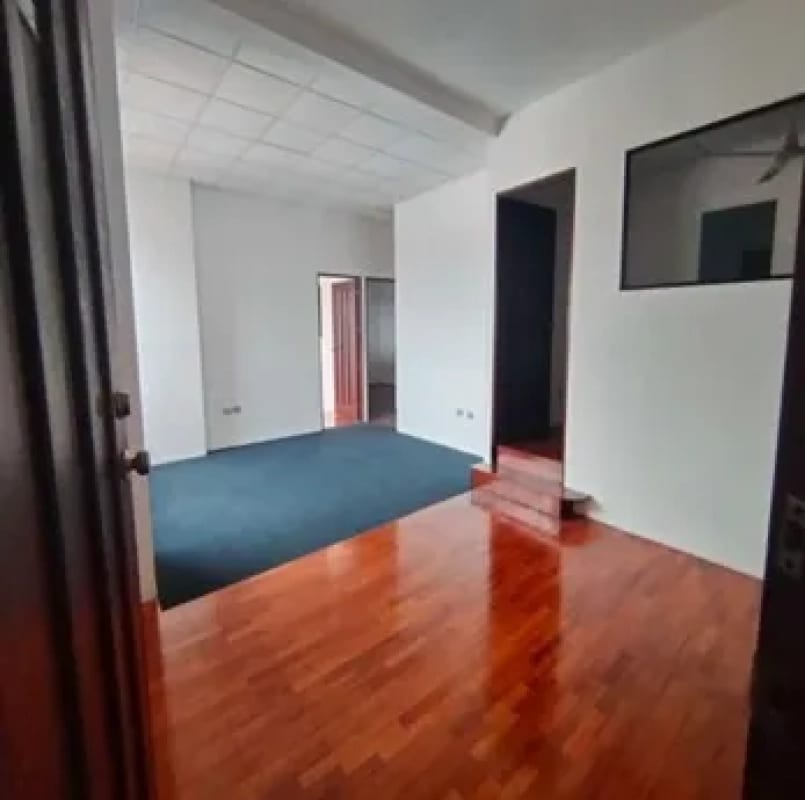 📍Oficina amplia en renta – Zona 13, Avenida Hincapié — Oficina en Alquiler en Zona 13, Guatemala, Ciudad — foto 1 de 6
