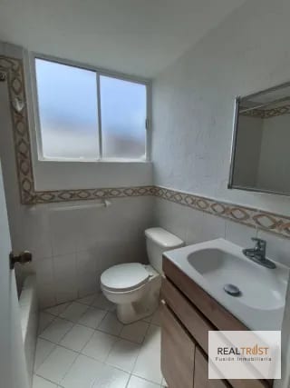 Vendo Casa en Providencia Entrada a San José Pinula KM. 18.5 Carretera al Salvador — Casa en Venta en San José Pinula, Guatemala, Ciudad — miniatura 4 de 15
