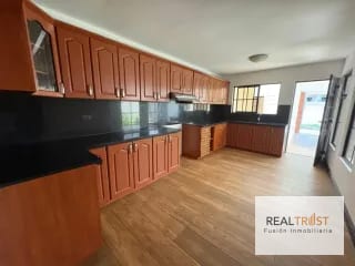 Casa en Venta Colinas de Arrazola km 17.5 Entrada a Olmeca — Casa en Venta en Carretera a El Salvador, Guatemala, Ciudad — miniatura 7 de 16