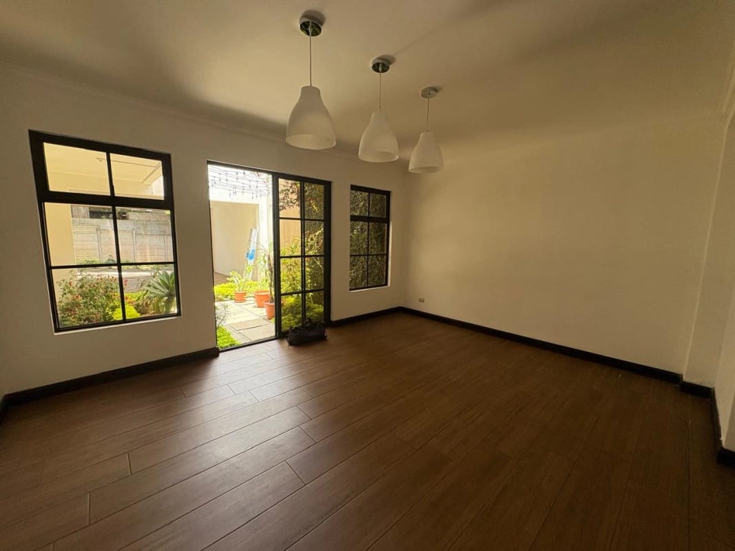 Casa en venta Colinas de Arrazola km 17.5 entrada a Olmeca — Casa en Venta en Carretera a El Salvador, Guatemala, Ciudad — foto 15 de 17
