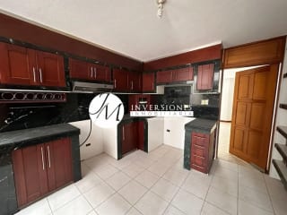 Casa en Venta en Zona 10 — Casa en Venta en Zona 10, Guatemala, Ciudad — miniatura 3 de 8