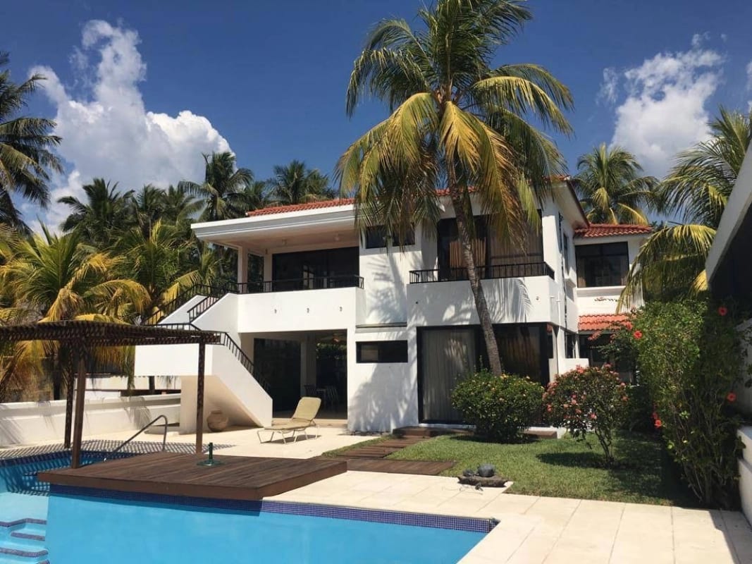 Casa en venta en Chulamar Puerto de San Jose — Casa en Venta en Puerto San José, Escuintla — foto 1 de 17