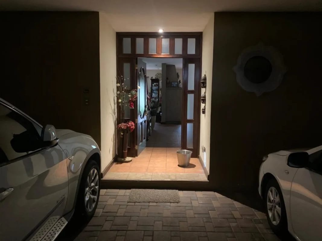 Casa en venta San Antonio Santa Catarina Pinula KM 16.5 — Casa en Venta en Santa Catarina Pinula, Guatemala, Ciudad — foto 3 de 8