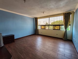 Casa en VENTA CONDOMINIO PANORAMA San Cristóbal ideal para fundación u oficinas — Casa en Venta en Zona 8 Mixco, Guatemala, Ciudad — miniatura 4 de 16