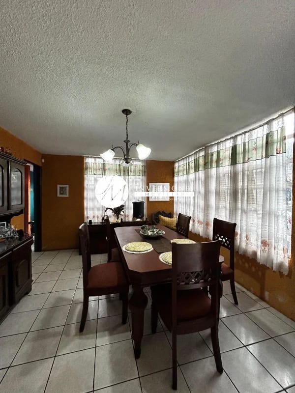 Casa en Venta Sector de Montesano — Casa en Venta en Zona 16, Guatemala, Ciudad — foto 6 de 14