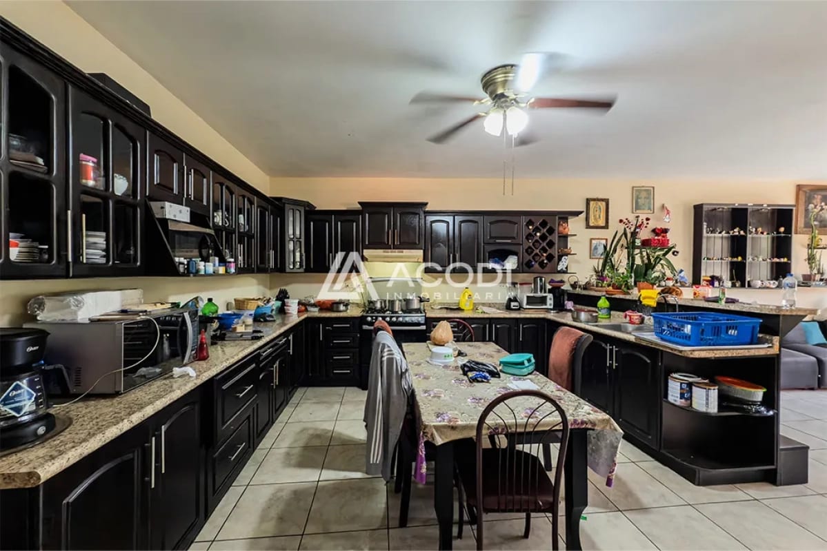 Casa en Santiago Sacatepéquez — Casa en Venta en Santiago Sacatepéquez, Sacatepéquez — foto 3 de 8