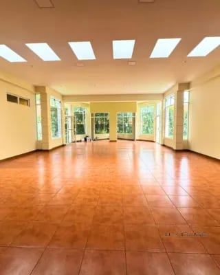 Apartamento en Renta Zona 13 Iridia con Terraza — Apartamento en Alquiler en Zona 13, Guatemala, Ciudad — miniatura 2 de 16