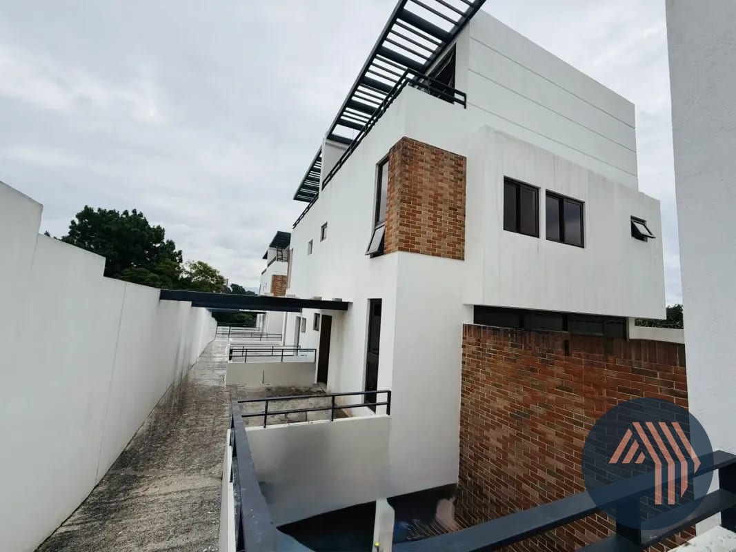 Venta de Hermosas Casas para Estrenar - VH1, Zona 15 — Casa en Venta en Zona 15, Guatemala, Ciudad — foto 1 de 17