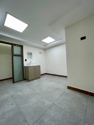 Clinica Medica en Venta, Multimedica zona 15 — Clínica en Venta en Multimedica, Zona 15, Guatemala, Ciudad — miniatura 8 de 10