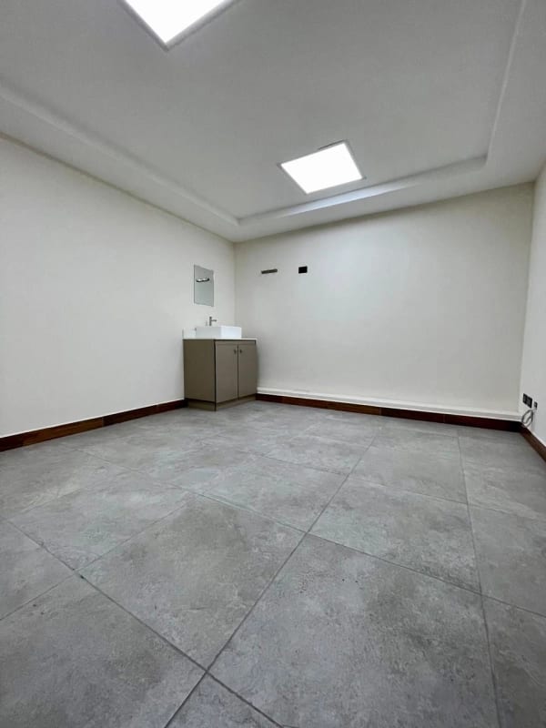 Clinica Medica en Venta, Multimedica zona 15 — Clínica en Venta en Multimedica, Zona 15, Guatemala, Ciudad — foto 7 de 10