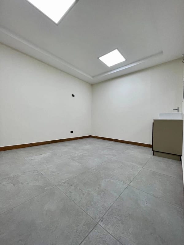 Clinica Medica en Venta, Multimedica zona 15 — Clínica en Venta en Multimedica, Zona 15, Guatemala, Ciudad — foto 5 de 10