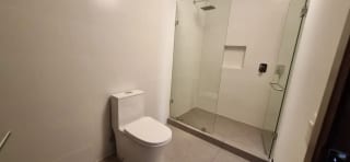 Apartamento en Alquiler Zona 14 Con espectaculares Vistas — Apartamento en Alquiler en Vistana, Zona 14, Guatemala, Ciudad — miniatura 15 de 16