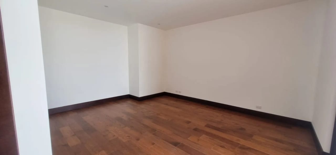 Apartamento en Alquiler Zona 14 Con espectaculares Vistas — Apartamento en Alquiler en Vistana, Zona 14, Guatemala, Ciudad — foto 12 de 16