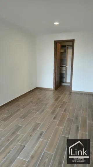 Alquiler de Apartamento Zona 14 Parque 14 — Apartamento en Alquiler en Parque 14, Zona 14, Guatemala, Ciudad — miniatura 7 de 10