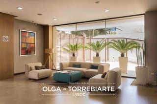 Apartamento en Veinti4, Zona 10 — Apartamento en Alquiler en Veinti4, Zona 10, Guatemala, Ciudad — miniatura 1 de 10