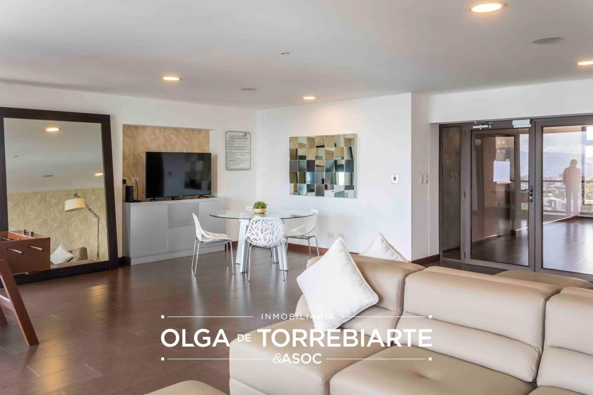 Apartamento en Veinti4, Zona 10 — Apartamento en Alquiler en Veinti4, Zona 10, Guatemala, Ciudad — foto 6 de 10