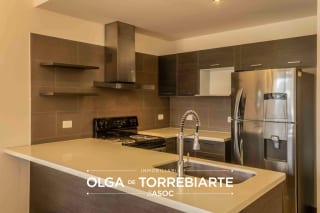 Apartamento en Veinti4, Zona 10 — Apartamento en Alquiler en Veinti4, Zona 10, Guatemala, Ciudad — miniatura 2 de 10