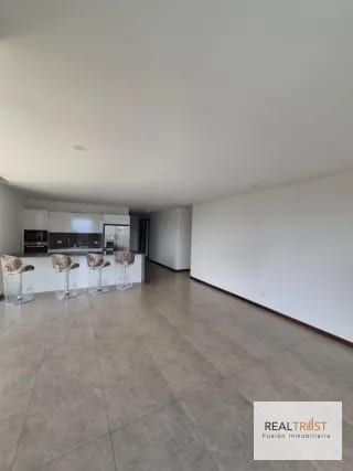 En Venta Precioso Apartamento con Terraza, San Lázaro Zona 15 — Apartamento en Venta en San Lázaro, Zona 15, Guatemala, Ciudad — miniatura 9 de 12