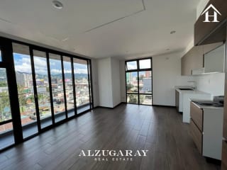 Apto Nivel Alto C/ Vista 2 Hab. / Edificio IQ10 Z.10 — Apartamento en Venta en Zona 10, Guatemala, Ciudad — miniatura 1 de 10