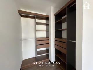 Apto Nivel Alto C/ Vista 2 Hab. / Edificio IQ10 Z.10 — Apartamento en Venta en Zona 10, Guatemala, Ciudad — miniatura 5 de 10