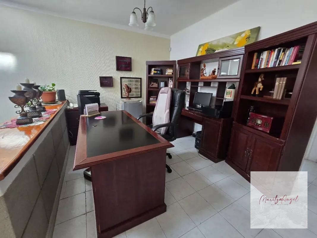 Venta de Casa en Zona 10 — Casa en Venta en Zona 10, Guatemala, Ciudad — foto 2 de 10
