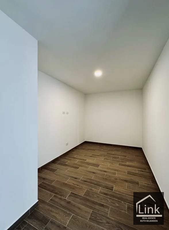 RENTA O VENTA de Apartamenro zona 14 — Apartamento en Alquiler en Parque 14, Zona 14, Guatemala, Ciudad — foto 8 de 11